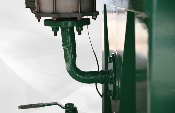 Abrasive Blasting Machine